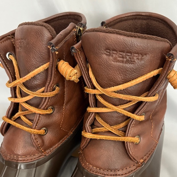 Sperry  girls  saltwater  Brown Duck Boots with Tan Accents Size 6 waterproof - Picture 2 of 13